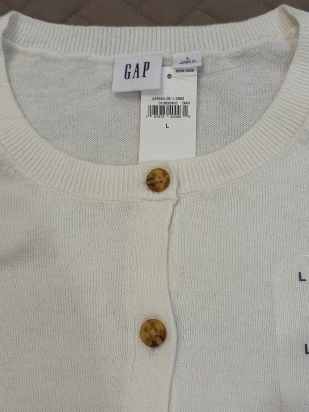GAP Snowflake Milk Cardigan Sweater/NWT/L - Picture 12 of 16